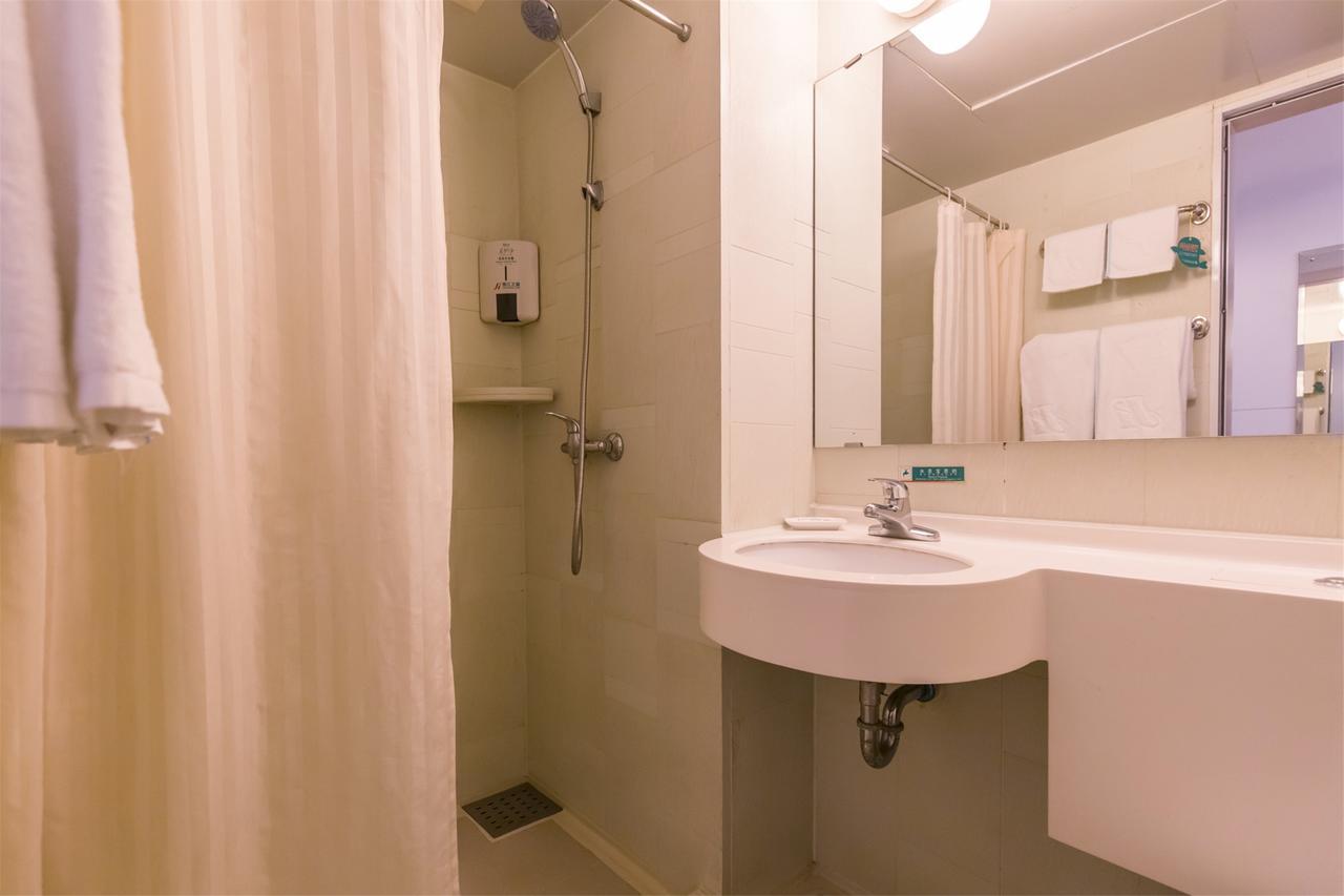 Jinjiang Inn Wanda Plaza Hotel Taiyuan Street Šen-jang Exteriér fotografie
